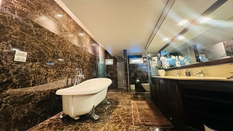 ็Single House in Ekkamai 22, Bangkok, Khlong Tan Nua, Watthana, Bangkok, 5 Bedrooms, 1,000 sqm, Single Detached House For Sale, by ปพิณริยา พึ่งเขื่อนขันธ์, 500422788 - DDproperty.com