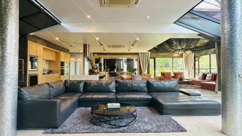 บ้านเดี่ยวในซอยเอกมัย 22, กรุงเทพ, คลองตันเหนือ, วัฒนา, กรุงเทพ, 1,000 ตร.ม., บ้านเดี่ยว ขาย, โดย ปพิณริยา พึ่งเขื่อนขันธ์, 500422788 - DDproperty.com