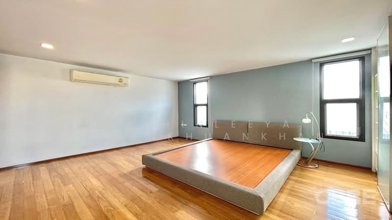 เดอะ โนเบิล เอกมัย 22, Bangkok, Khlong Tan Nua, Watthana, Bangkok, 5 Bedrooms, 613 sqm, Single Detached House For Sale, by Praphinleeya Phuengkhuankhan, 500422814 - DDproperty.com