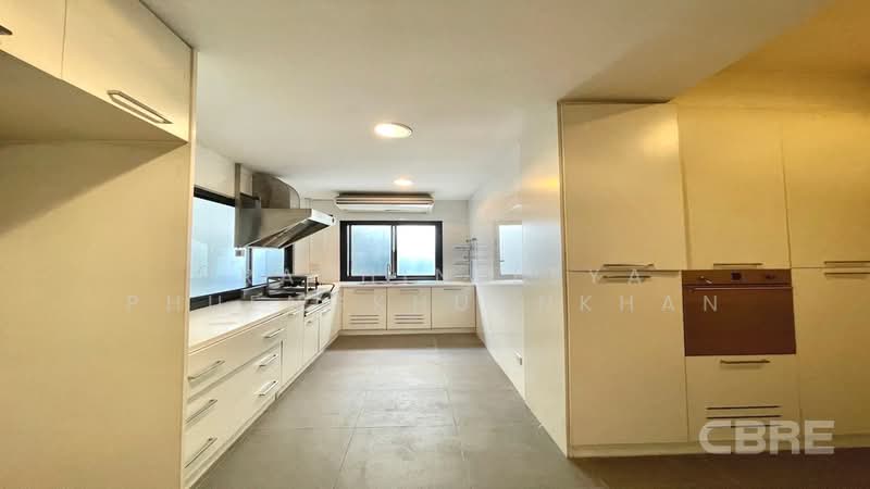 เดอะ โนเบิล เอกมัย 22, Bangkok, Khlong Tan Nua, Watthana, Bangkok, 5 Bedrooms, 613 sqm, Single Detached House For Sale, by Praphinleeya Phuengkhuankhan, 500422814 - DDproperty.com
