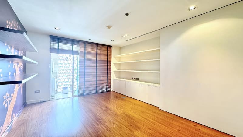 Sukhumvit City Resort, Bangkok, 51 Soi Sukhumvit 11, Khlongtoei Nua, Watthana, Bangkok, 3 Bedrooms, 135 sqm, Condo For Sale, by Praphinleeya Phuengkhuankhan, 500422844 - DDproperty.com