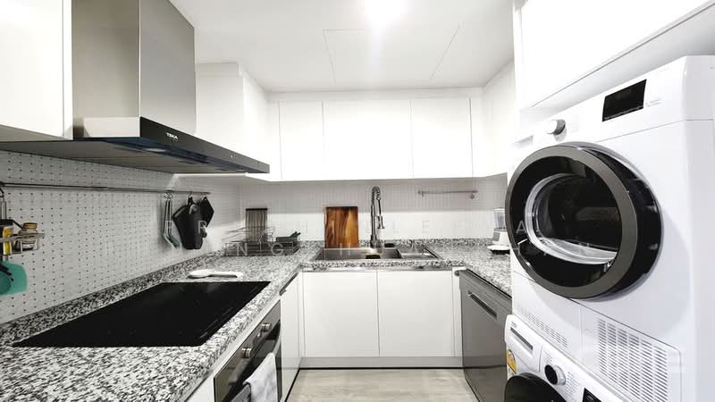 O2 Hip : โอทู ฮิป คอนโดมิเนียม, กรุงเทพ, 1041 8 ซ. นายเลิศ, ลุมพินี, ปทุมวัน, กรุงเทพ, 100 ตร.ม., คอนโด ขาย, โดย Praphinleeya Phuengkhuankhan, 500422853 - DDproperty.com