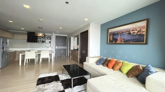 Rhythm Sathorn : ริทึ่ม สาทร, กรุงเทพ