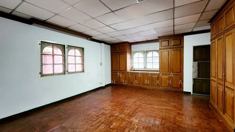 หมู่บ้าน รังสิยา, กรุงเทพ, บางจาก, พระโขนง, กรุงเทพ, 100 ตร.ม., บ้านเดี่ยว ขาย, โดย Praphinleeya Phuengkhuankhan, 500422874 - DDproperty.com