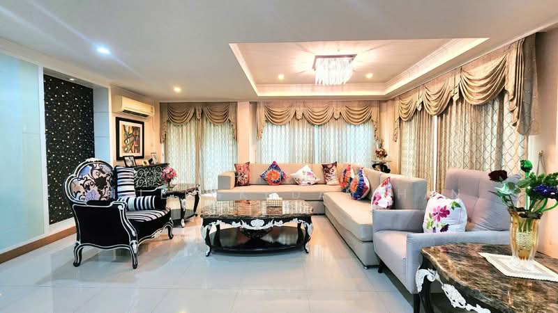 Single House on Sukhumvit 26, Bangkok, Khong Tan, Khlong Toei, Bangkok, 5 Bedrooms, 650 sqm, Single Detached House For Sale, by Praphinleeya Phuengkhuankhan, 500422878 - DDproperty.com