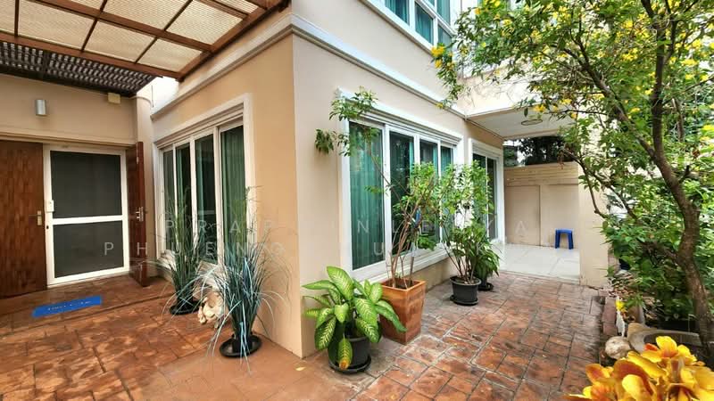 Single House on Sukhumvit 26, Bangkok, Khong Tan, Khlong Toei, Bangkok, 5 Bedrooms, 650 sqm, Single Detached House For Sale, by Praphinleeya Phuengkhuankhan, 500422878 - DDproperty.com