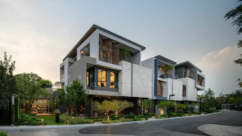 The Gentry Sukhumvit Bangna, Bangkok, 418 Soi Sophon, Bang Na, Bang Na, Bangkok, 4 Bedrooms, 442 sqm, Single Detached House For Sale, by Praphinleeya Phuengkhuankhan, 500422879 - DDproperty.com