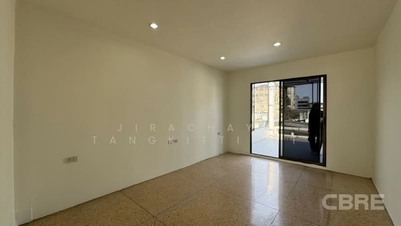 Townhouse in Soi Sunthon Phimon (Rong Mueang), Bangkok, Rong Muang, Pathum Wan, Bangkok, 2 Bedrooms, 350 sqm, Townhouse For Sale, by Jirachaya Tangkittiwet, 500422901 - DDproperty.com