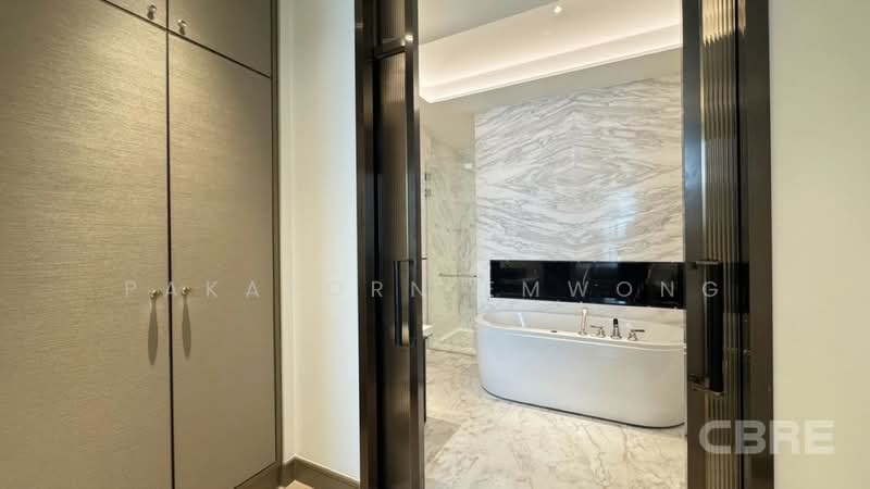 The Residences At Mandarin Oriental, Bangkok, 117 Charoen Nakorn Road, Khlong Ton Sai, Khlong San, Bangkok, 2 Bedrooms, 128 sqm, Condo For Sale, by Pakaporn Emwong, 500422910 - DDproperty.com