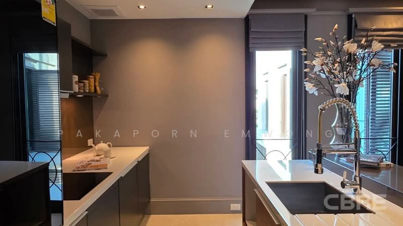 Baan Lux Sathon, Bangkok, Soi Meksawat, Chong Nonsi, Yan Nawa, Bangkok, 2 Bedrooms, 304 sqm, Condo For Sale, by Pakaporn Emwong, 500422911 - DDproperty.com