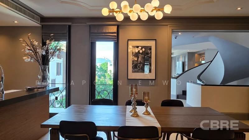 Baan Lux Sathon, Bangkok, Soi Meksawat, Chong Nonsi, Yan Nawa, Bangkok, 2 Bedrooms, 304 sqm, Condo For Sale, by Pakaporn Emwong, 500422911 - DDproperty.com
