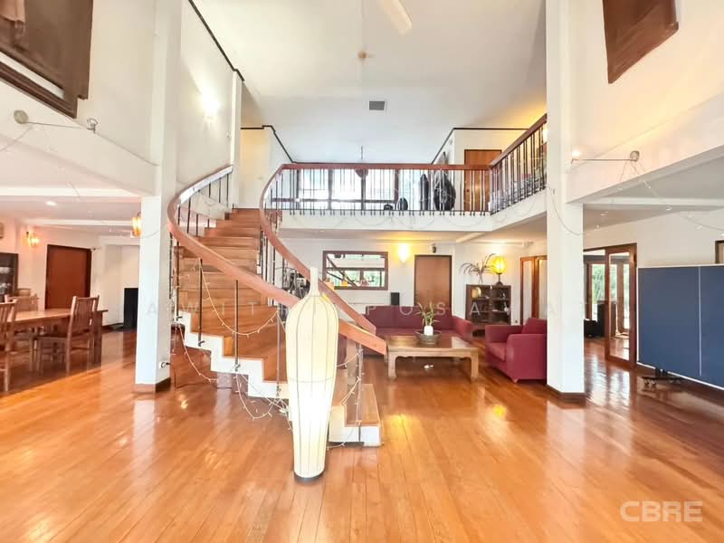 Single House on Sukhumvit 38, Bangkok, สุขุมวิท 38, Phra Kanong, Khlong Toei, Bangkok, 4 Bedrooms, 1,200 sqm, Single Detached House For Sale, by Sawitri Posawat, 500422914 - DDproperty.com