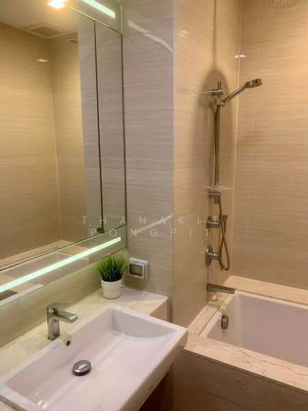 Noble BE33, Bangkok, 19 Soi Sukhumvit 33, Khlong Tan Nua, Watthana, Bangkok, 1 Bedroom, 34 sqm, Condo For Rent, by Thanakit Pongpit, 500423004 - DDproperty.com