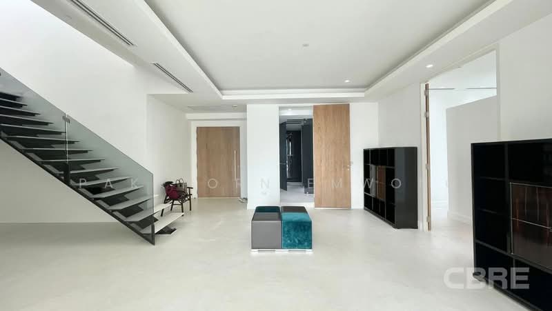 Sathorn Gardens, Bangkok, 39 South Sathorn Road, Thung Maha Mek, Sathon, Bangkok, 3 Bedrooms, 462 sqm, Condo For Sale, by Pakaporn Emwong, 500423039 - DDproperty.com