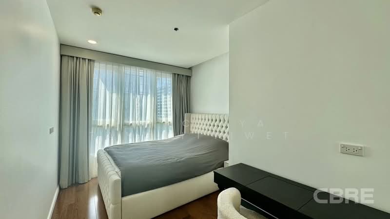 15 Sukhumvit Residences, Bangkok, Soi Sukhumvit 15, Khlongtoei Nua, Watthana, Bangkok, 2 Bedrooms, 102 sqm, Condo For Sale, by Jirachaya Tangkittiwet, 500423040 - DDproperty.com