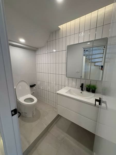 Thonglor Tower, Bangkok, Soi Thonglor, Sukhumvit 55 Road, Khlongtoei Nua, Watthana, Bangkok, 2 Bedrooms, 98 sqm, Condo For Sale, by Pemika Aukkaraleekul, 500423050 - DDproperty.com