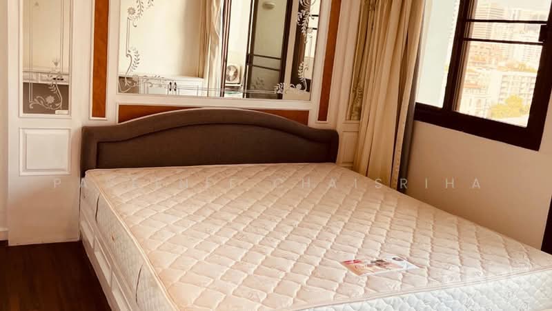 Crystal Garden, Bangkok, 217 Sukhumvit 4 Alley, Khlong Toei, Bangkok, 4 Bedrooms, 230 sqm, Condo For Sale, by Paveenee Chaisriha, 500423053 - DDproperty.com