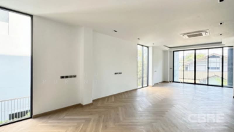 Penton Ari-Sutthisan, Bangkok, Inthamara 14 Alley, Samsen Nai, Phaya Thai, Bangkok, 5 Bedrooms, 1,071 sqm, Single Detached House For Sale, by Rusada Purintarapiban, 500423082 - DDproperty.com