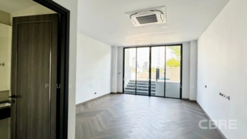 Penton Ari-Sutthisan, Bangkok, Inthamara 14 Alley, Samsen Nai, Phaya Thai, Bangkok, 5 Bedrooms, 1,071 sqm, Single Detached House For Sale, by Rusada Purintarapiban, 500423082 - DDproperty.com