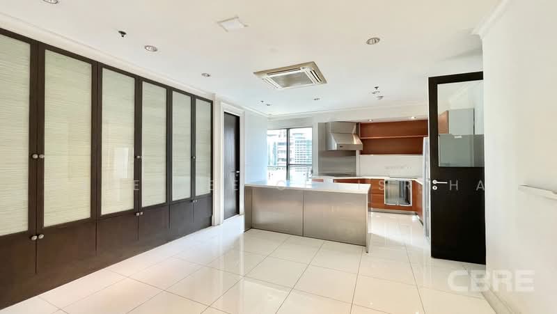 The Lakes, Bangkok, 123 Ratchadaphisek Road, Khlong Toei, Bangkok, 3 Bedrooms, 415 sqm, Condo For Sale, by Paveenee Chaisriha, 500423097 - DDproperty.com