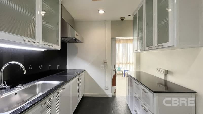 The Lakes, Bangkok, 123 Ratchadaphisek Road, Khlong Toei, Bangkok, 3 Bedrooms, 415 sqm, Condo For Sale, by Paveenee Chaisriha, 500423097 - DDproperty.com
