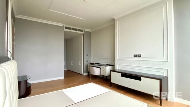 Sindhorn Residence, Bangkok, 54 Soi Ton Son, Lumphini, Pathum Wan, Bangkok, 1 Bedroom, 74 sqm, Condo For Sale, by Paveenee Chaisriha, 500423107 - DDproperty.com