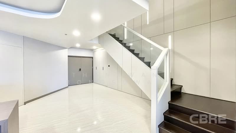 Crystal Garden, Bangkok, 217 Sukhumvit 4 Alley, Khlong Toei, Bangkok, 4 Bedrooms, 311 sqm, Condo For Sale, by Thanawan Bongsuwan, 500423129 - DDproperty.com