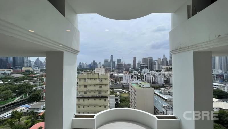 Crystal Garden, Bangkok, 217 Sukhumvit 4 Alley, Khlong Toei, Bangkok, 4 Bedrooms, 311 sqm, Condo For Sale, by Thanawan Bongsuwan, 500423129 - DDproperty.com