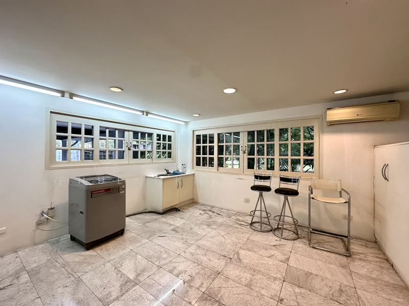 Panya Pattanakarn Village, Bangkok, Soi Phatthanakarn 30, Suan Luang, Bangkok, 5 Bedrooms, 1,200 sqm, Single Detached House For Sale, by Praphinleeya  Phuengkhuankhan, 500423131 - DDproperty.com