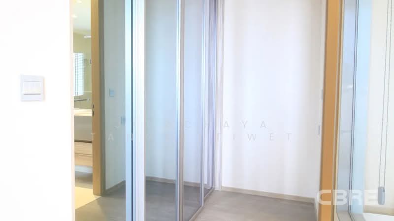The Esse Asoke, Bangkok, 333 Soi Sukhumvit 21, Sukhumvit Road, Khlongtoei Nua, Watthana, Bangkok, 2 Bedrooms, 74 sqm, Condo For Sale, by Jirachaya Tangkittiwet, 500423163 - DDproperty.com
