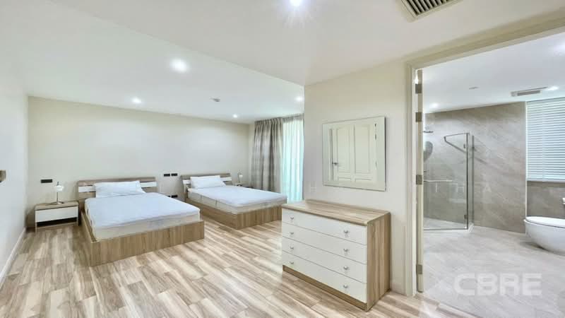 Ideal 24, Bangkok, 85 Sukhumvit 24 Alley, Khong Tan, Khlong Toei, Bangkok, 4 Bedrooms, 330 sqm, Condo For Sale, by Paveenee Chaisriha, 500423167 - DDproperty.com