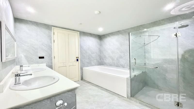 Ideal 24, Bangkok, 85 Sukhumvit 24 Alley, Khong Tan, Khlong Toei, Bangkok, 4 Bedrooms, 330 sqm, Condo For Sale, by Paveenee Chaisriha, 500423167 - DDproperty.com