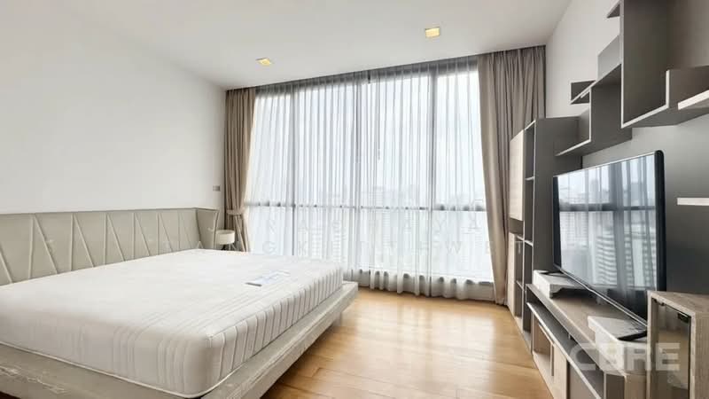 Hyde Sukhumvit 13, Bangkok, 13 Sukhumvit Road, Khlongtoei Nua, Watthana, Bangkok, 2 Bedrooms, 77 sqm, Condo For Sale, by Jirachaya Tangkittiwet, 500423173 - DDproperty.com