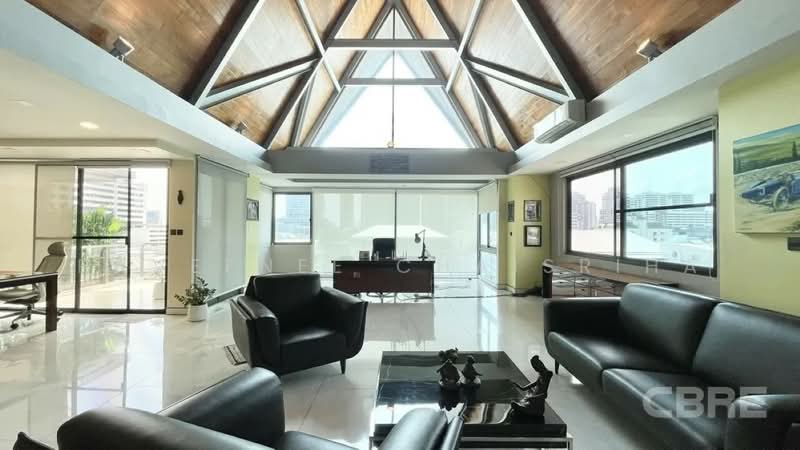 Baan Saraan, Bangkok, Soi Sukhumvit 31, Khlongtoei Nua, Watthana, Bangkok, 3 Bedrooms, 257 sqm, Condo For Sale, by Paveenee Chaisriha, 500423195 - DDproperty.com