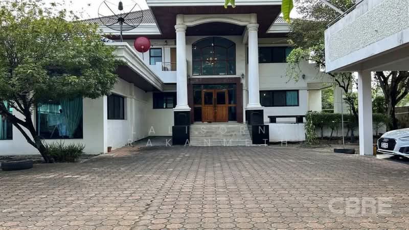 Baan Mueang Ek 2, Pathum Thani, Ekkarat 2 Alley, Lak Hok, Muang Pathum Thani, Pathum Thani, 6 Bedrooms, 624 sqm, Single Detached House For Sale, by Lalisorn Prakanmeth, 500423217 - DDproperty.com