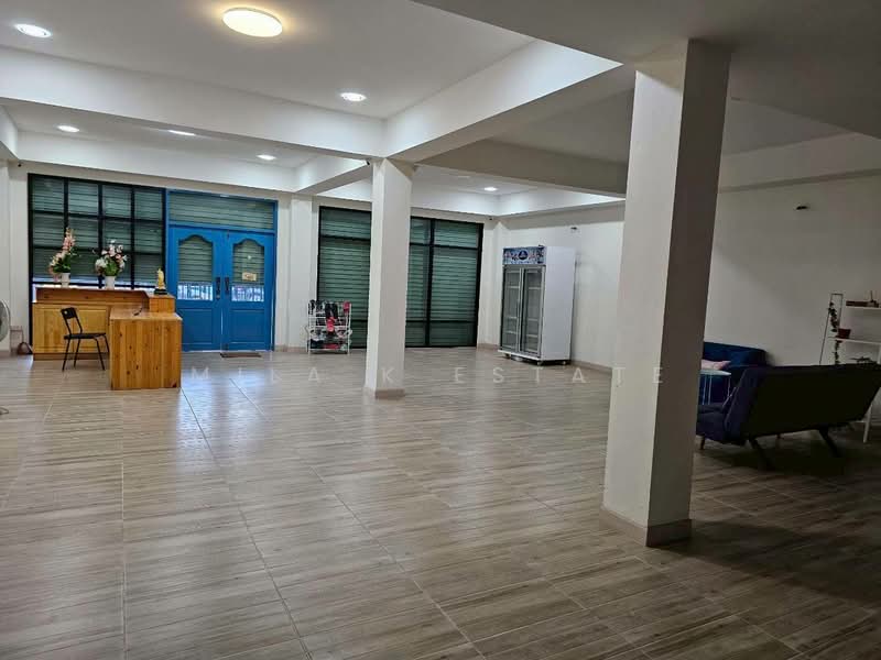 ขายอาคารพาณิชย์ ( สร้างเอง) 3 ชั้น​ 2 คูหา​, Khon Kaen, Nai Muang, Muang Khon Kaen, Khon Kaen, , 312 sqm, Shophouse For Sale, by Mila K Estate, 500423232 - DDproperty.com
