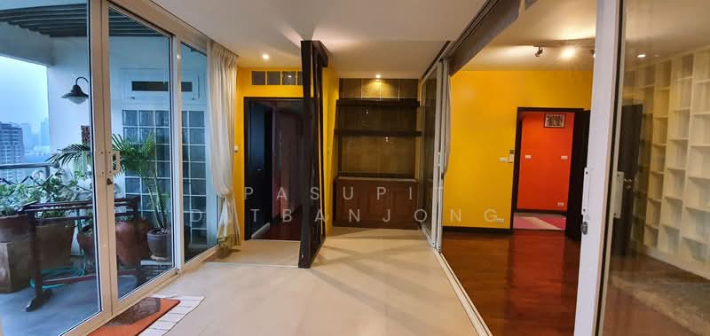 D.S. Tower 1 Sukhumvit 33, Bangkok, Soi Phrom Chit, Khlong Tan Nua, Watthana, Bangkok, 2 Bedrooms, 250 sqm, Condo For Rent, by Pasupit Ditbanjong, 500423277 - DDproperty.com