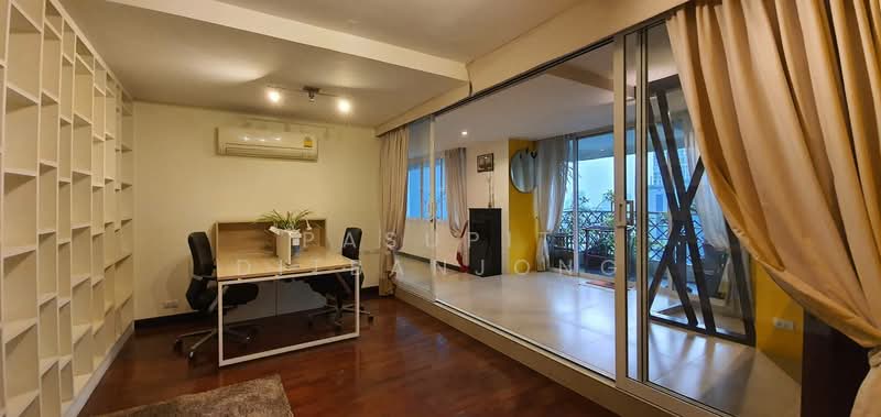 D.S. Tower 1 Sukhumvit 33, Bangkok, Soi Phrom Chit, Khlong Tan Nua, Watthana, Bangkok, 2 Bedrooms, 250 sqm, Condo For Rent, by Pasupit Ditbanjong, 500423277 - DDproperty.com