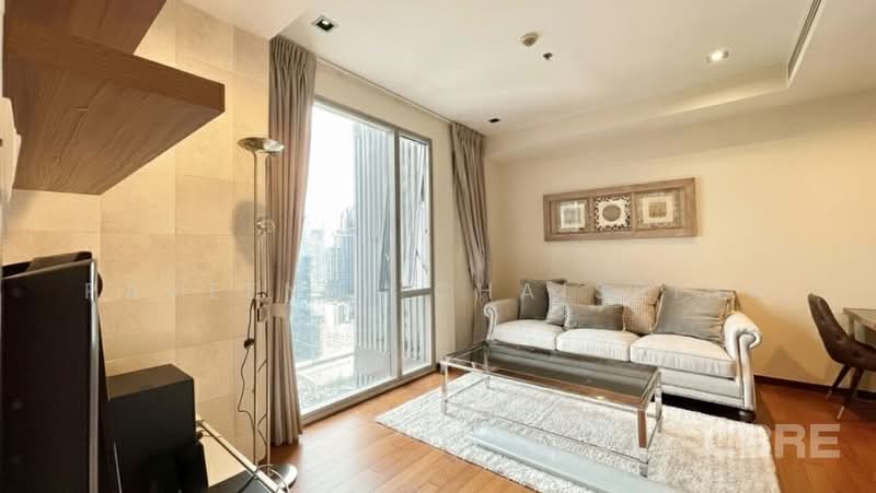 IDEO Morph 38, Bangkok, 88 Sukhumvit Road, Phra Kanong, Khlong Toei, Bangkok, 1 Bedroom, 54 sqm, Condo For Sale, by Paveenee Chaisriha, 500423388 - DDproperty.com