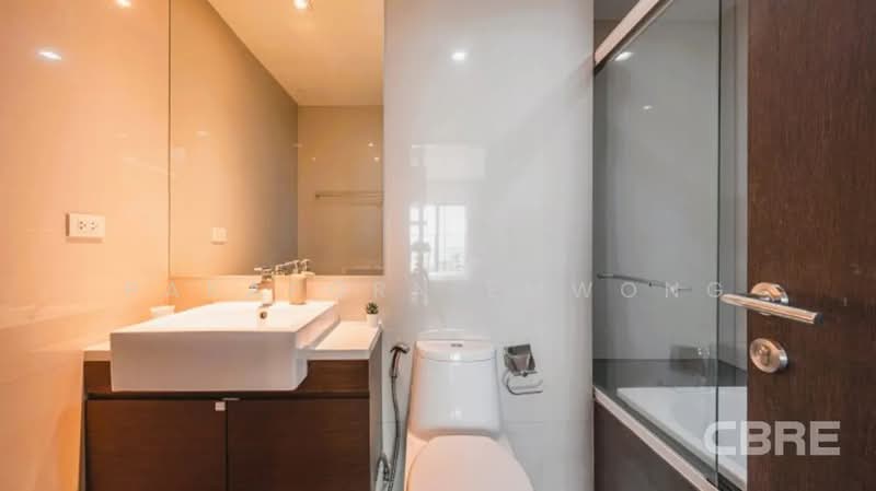 Noble Remix, Bangkok, 772 Soi Sukhumvit 36, Sukhumvit Road, Khong Tan, Khlong Toei, Bangkok, 1 Bedroom, 55 sqm, Condo For Sale, by Pakaporn Emwong, 500423418 - DDproperty.com