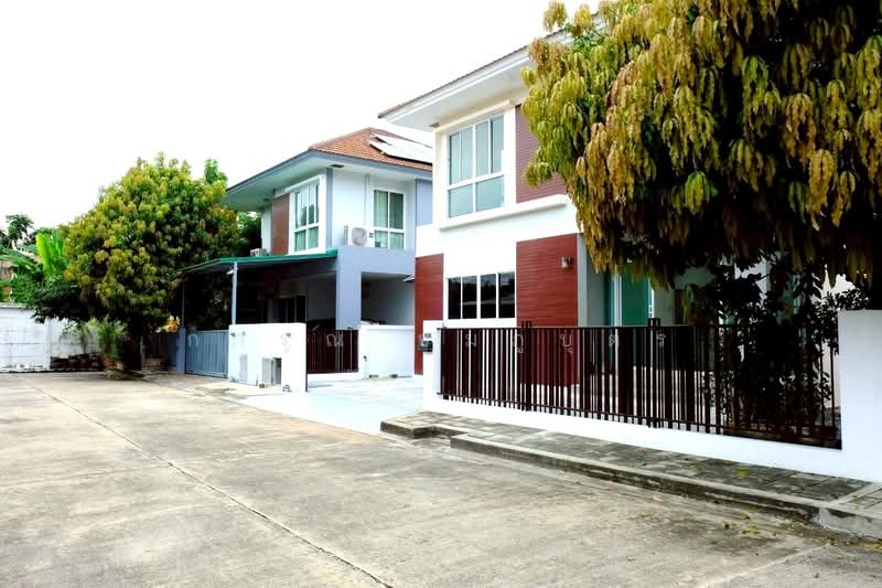 อลิชา 5 พุทธบูชา 36, Bangkok, Bangmot, Thung Khru, Bangkok, 3 Bedrooms, 150 sqm, Single Detached House For Sale, by การุณ ชมภูบุตร, 500423470 - DDproperty.com