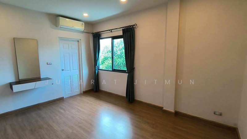 Centro Onnut-Suvarnabhumi, Samut Prakan, Soi Gingkaew 37, Rachathewa, Bang Plee, Samut Prakan, 4 Bedrooms, 190 sqm, Single Detached House For Rent, by Jutarat Jitmun, 500423508 - DDproperty.com