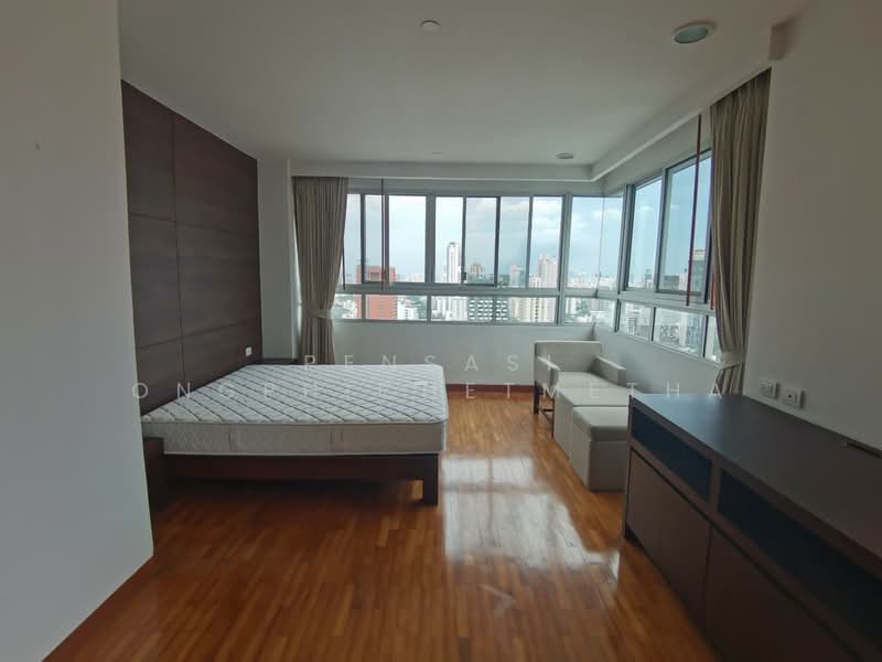Chodtayakorn, Bangkok, Soi Sukhumvit 23, Khlongtoei Nua, Watthana, Bangkok, 4 Bedrooms, 245 sqm, Apartment For Rent, by Pensasi Ongphichetmetha, 500423514 - DDproperty.com