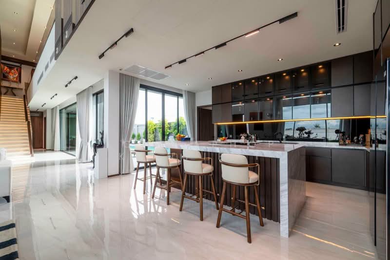 Opal Village, Chon Buri (Pattaya), Nong Pru, Bang Lamung (Pattaya), Chon Buri (Pattaya), 5 Bedrooms, 825 sqm, Villa For Sale, by Achitaphop Klinpipat, 500423519 - DDproperty.com