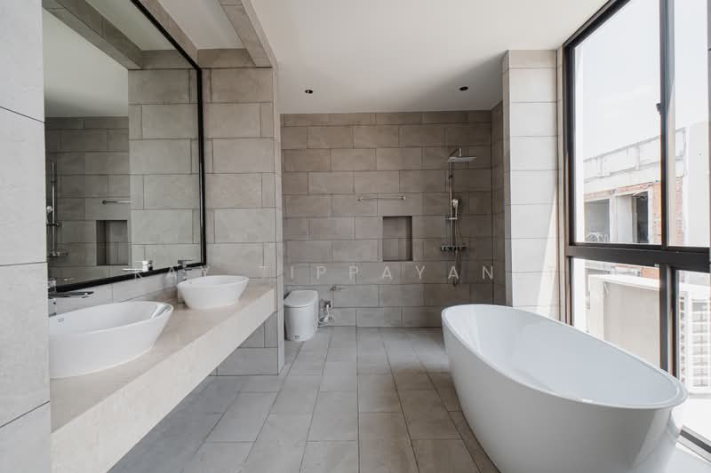 Posh Eastville, Bangkok, ซอย นาคนิวาส 18, Lat Phrao, Bangkok, 3 Bedrooms, 588 sqm, Townhouse For Sale, by Kay Tippayanet, 500423537 - DDproperty.com