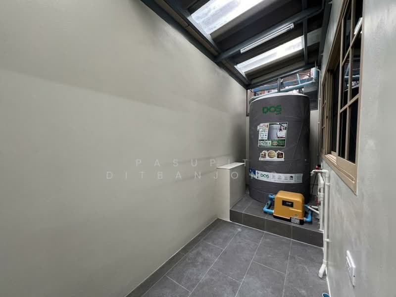3-BR Townhouse, Bangkok, Din Daeng, Bangkok, 3 Bedrooms, 140 sqm, Townhouse For Rent, by Pasupit Ditbanjong, 500423553 - DDproperty.com