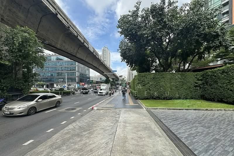 The Room Sukhumvit 69, Bangkok, 1539 Sukhumvit Road, Phra Kanong Nua, Watthana, Bangkok, 2 Bedrooms, 81 sqm, Condo For Sale, by Pemika Aukkaraleekul, 500423572 - DDproperty.com