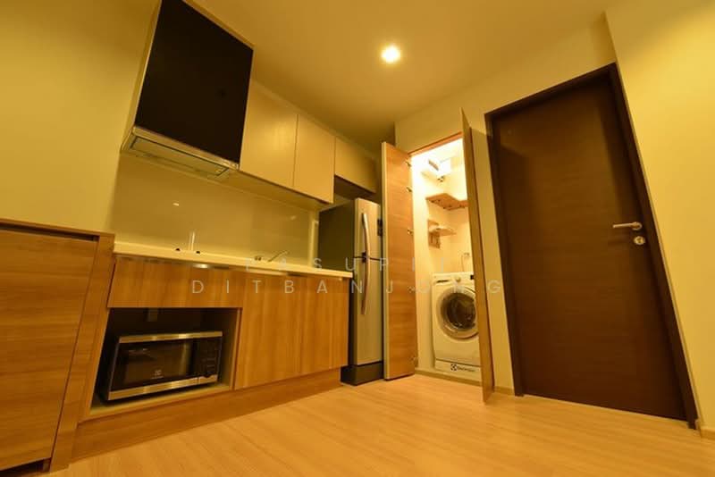 Rhythm Sathorn, Bangkok, 141 Soi Sathorn 21, Yan Nawa, Sathon, Bangkok, 1 Bedroom, 38 sqm, Condo For Rent, by Pasupit Ditbanjong, 500423583 - DDproperty.com