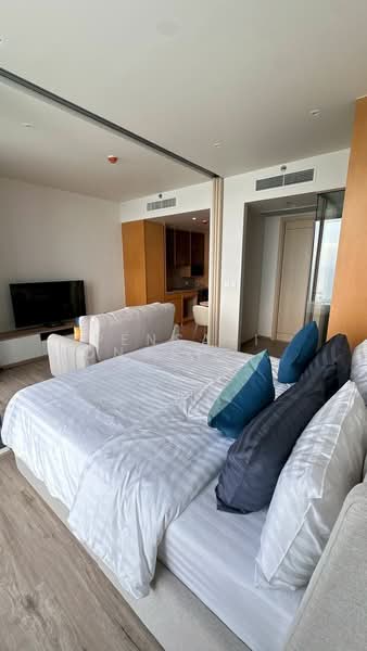 Arom Wongamat, Chon Buri (Pattaya), Na Kluea 16 Alley, Na Kloe, Bang Lamung (Pattaya), Chon Buri (Pattaya), 1 Bedroom, 38 sqm, Condo For Rent, by Pensasi Ongphichetmetha, 500423674 - DDproperty.com
