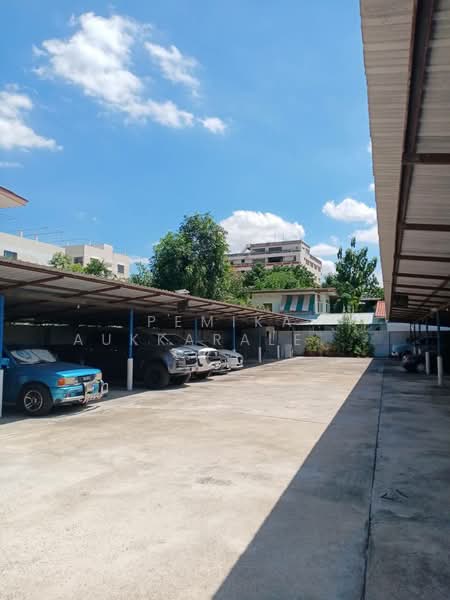 บ้าน 4-ห้องนอน, กรุงเทพ, วัดท่าพระ, บางกอกใหญ่, กรุงเทพ, 200 ตร.ม., บ้านเดี่ยว ขาย, โดย Pemika Aukkaraleekul, 500423682 - DDproperty.com